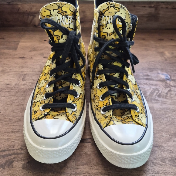 Yellow Snoopy High-Top Sneakers - Picture 4 of 14
